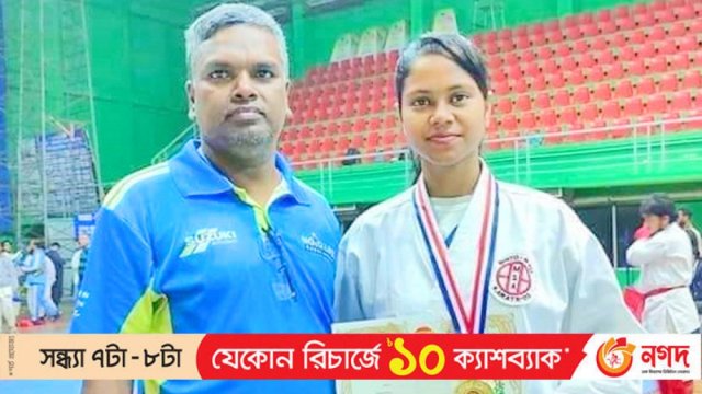 কারাতে প্রতিযোগিতায় স্বর্ণ জিতলেন ইবির তানজিনা - দৈনিকশিক্ষা