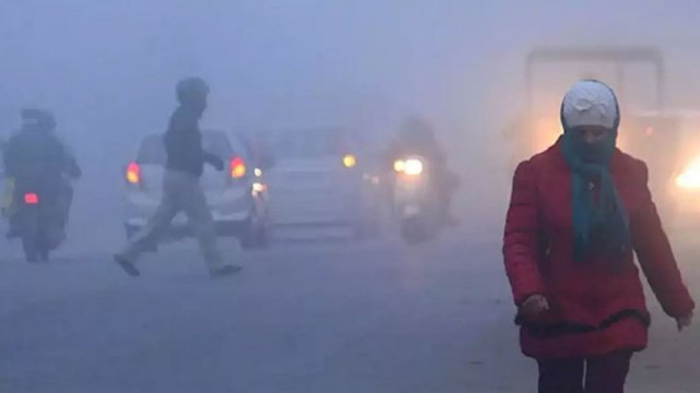 তাপমাত্রা নেমেছে ৪ ডিগ্রির নিচে, দিল্লিতে রেড অ্যালার্ট জারি - দৈনিকশিক্ষা