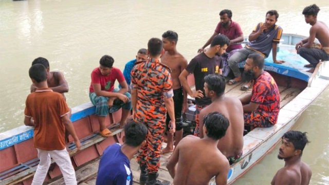 গোসল করতে নেমে ছাত্র নিখোঁজ, তিন ঘণ্টা পর মিললো লাশ - দৈনিকশিক্ষা