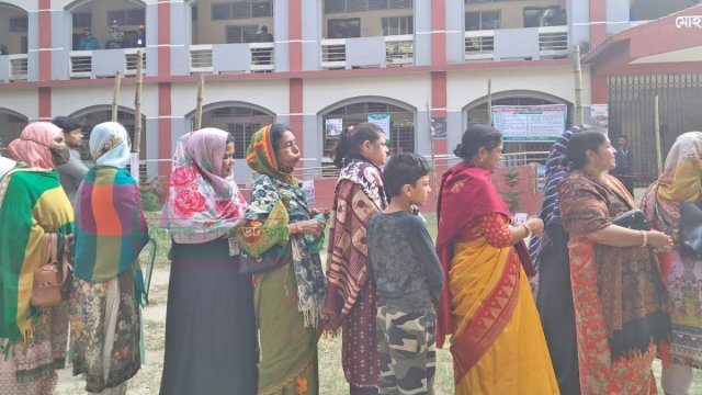 Voting in third phase of 6th UP polls in 87 upazilas goes on - Dainikshiksha
