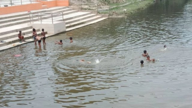 গরমে নেপালের শহরে স্কুল বন্ধ ৫ দিন - দৈনিকশিক্ষা