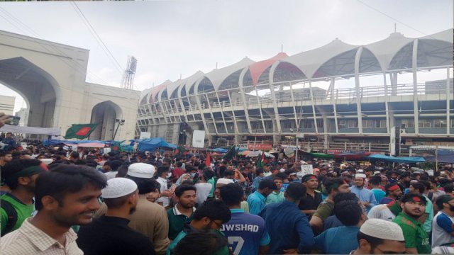 রাষ্ট্রপতির কাছে স্মারকলিপি দিলেন কোটা আন্দোলনকারীরা - দৈনিকশিক্ষা