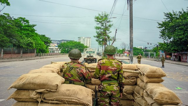 কারফিউয়ে ঢাকার চিত্র