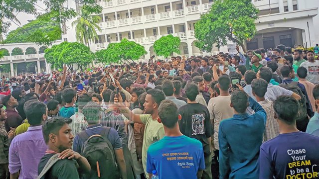 সৈয়দ রিফাতকে প্রধান বিচারপতি করার আলটিমেটাম