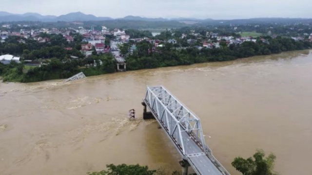 Vietnam typhoon death toll rises to 233 as more bodies found in areas hit by landslides and floods