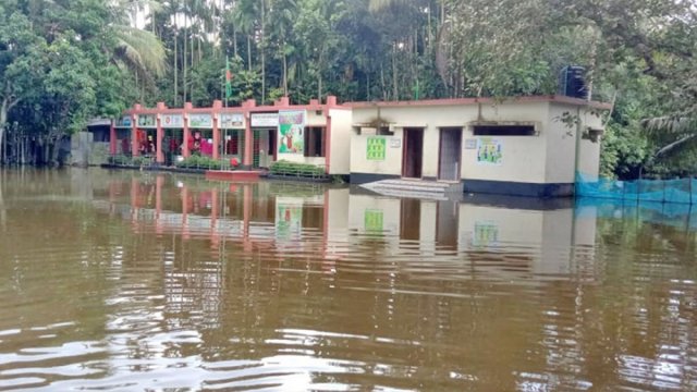 Many edn instts yet to reopen in Feni, Cumilla, Noakhali - Dainikshiksha