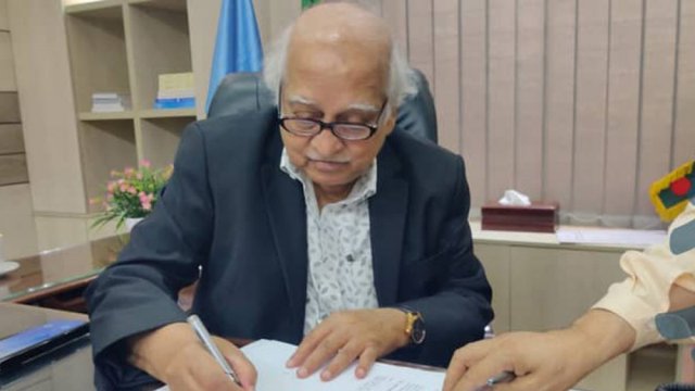 ‘হিট প্রকল্প’ বাস্তবায়নে তাগিদ দিলেন ইউজিসি চেয়ারম্যান