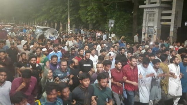 Students hold joyous rally for banning Chhatra League