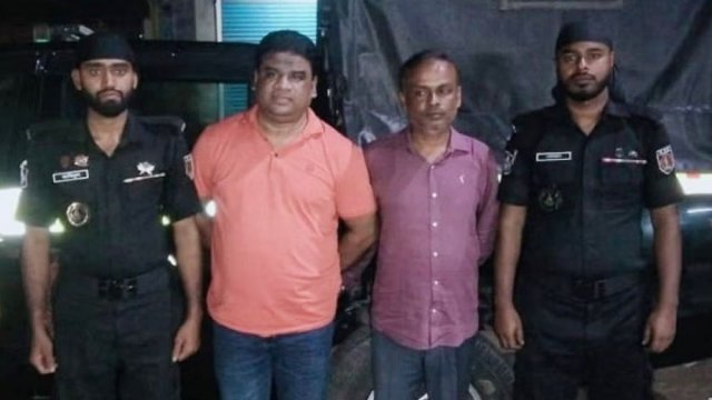 Former, current UP chairmen arrested in Gazipur - Dainikshiksha