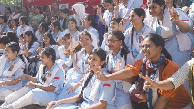 HSC exams: Girls again outshine boys in pass rates, GPA-5 achievement - Dainikshiksha