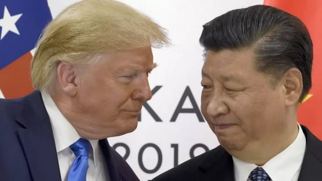 Xi congratulates Trump, calls for the two countries to find the right way to get along in the new era