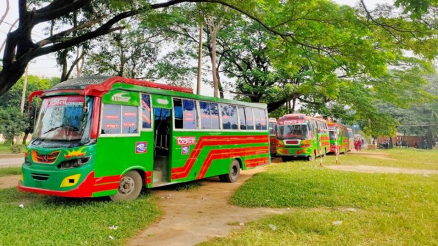 জাবি ছাত্রীকে হেনস্থার অভিযোগে ১১ বাস আটক