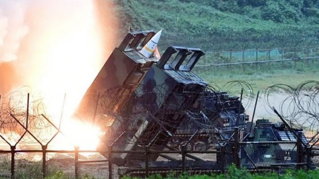 যুক্তরাষ্ট্রের দেয়া ক্ষে*পণাস্ত্র দিয়ে মস্কোয় হা*মলা করলো ইউক্রেন