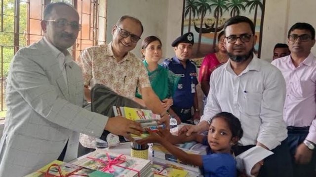 All kinds of assistance to be provided to primary education: Bidhan